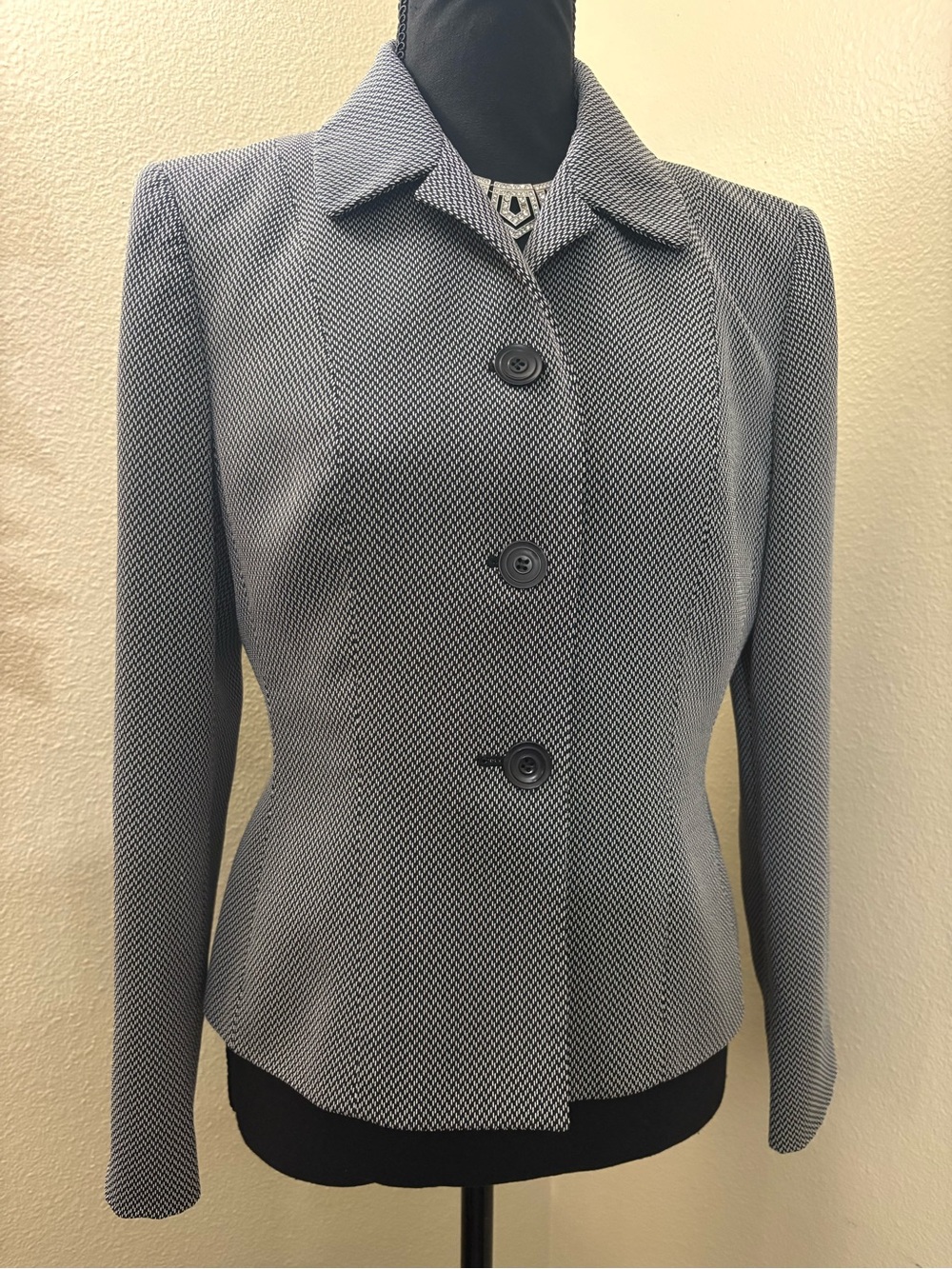 Kasper Gray Textured Button-Front Blazer